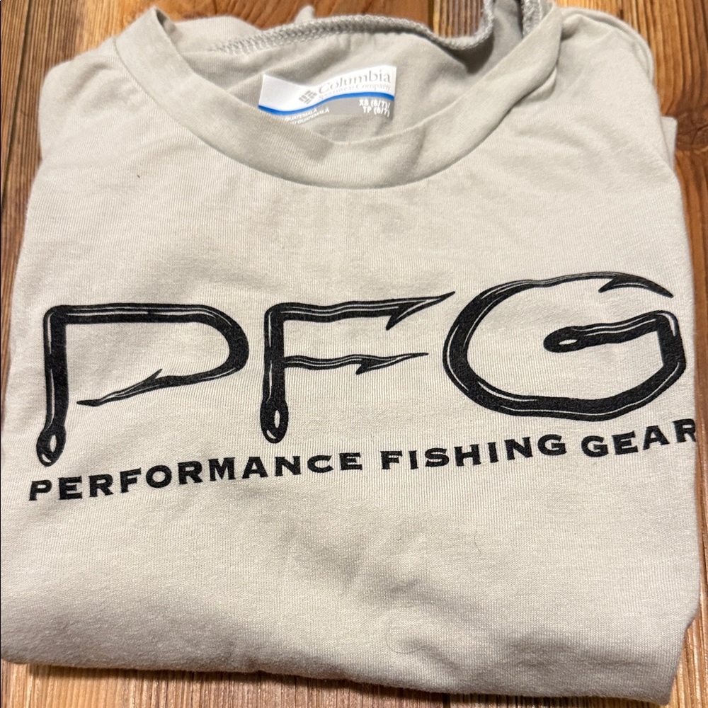 Columbia PFG Light Gray Tee with Black Print